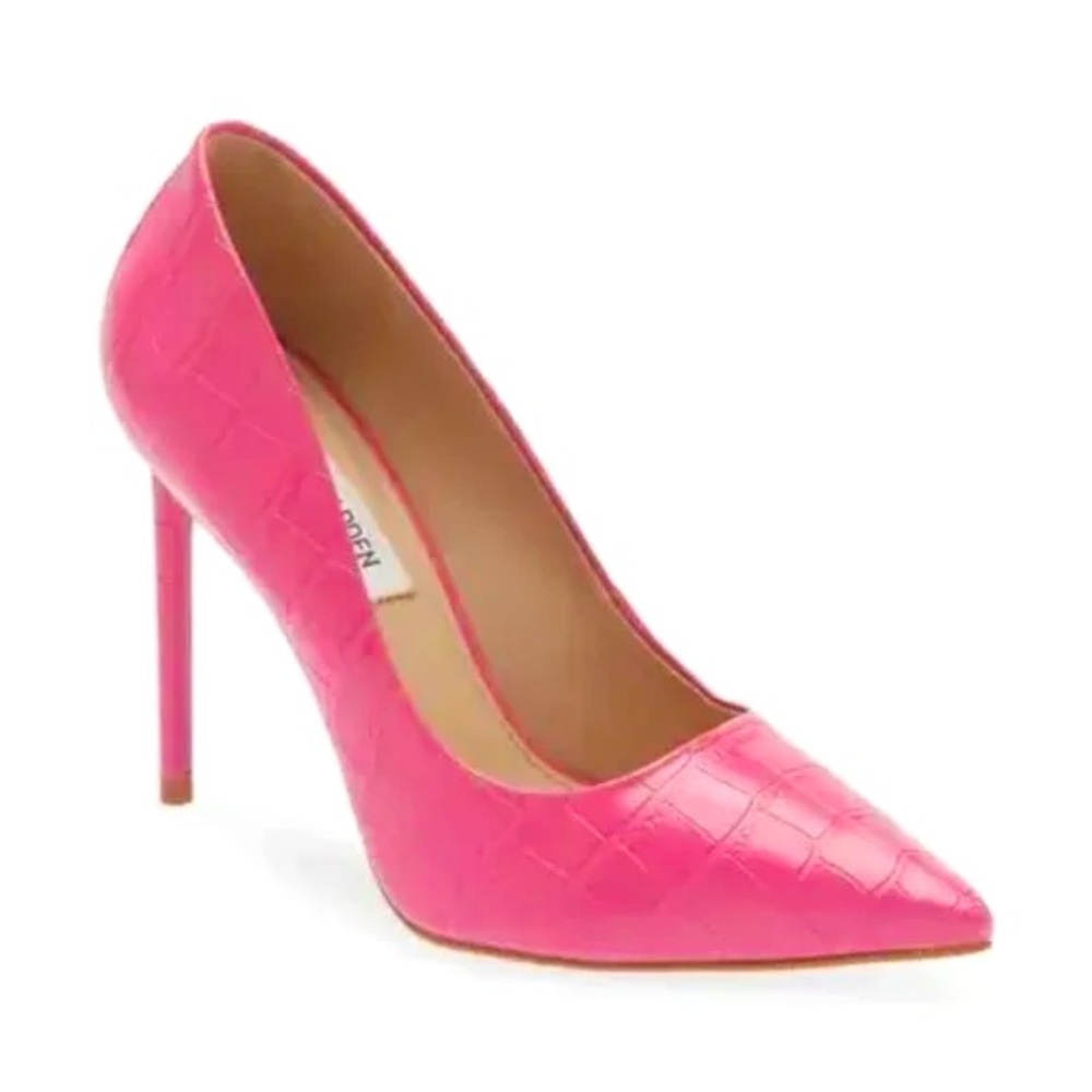 NWOB Steve Madden Val’s Pink Croc Pump